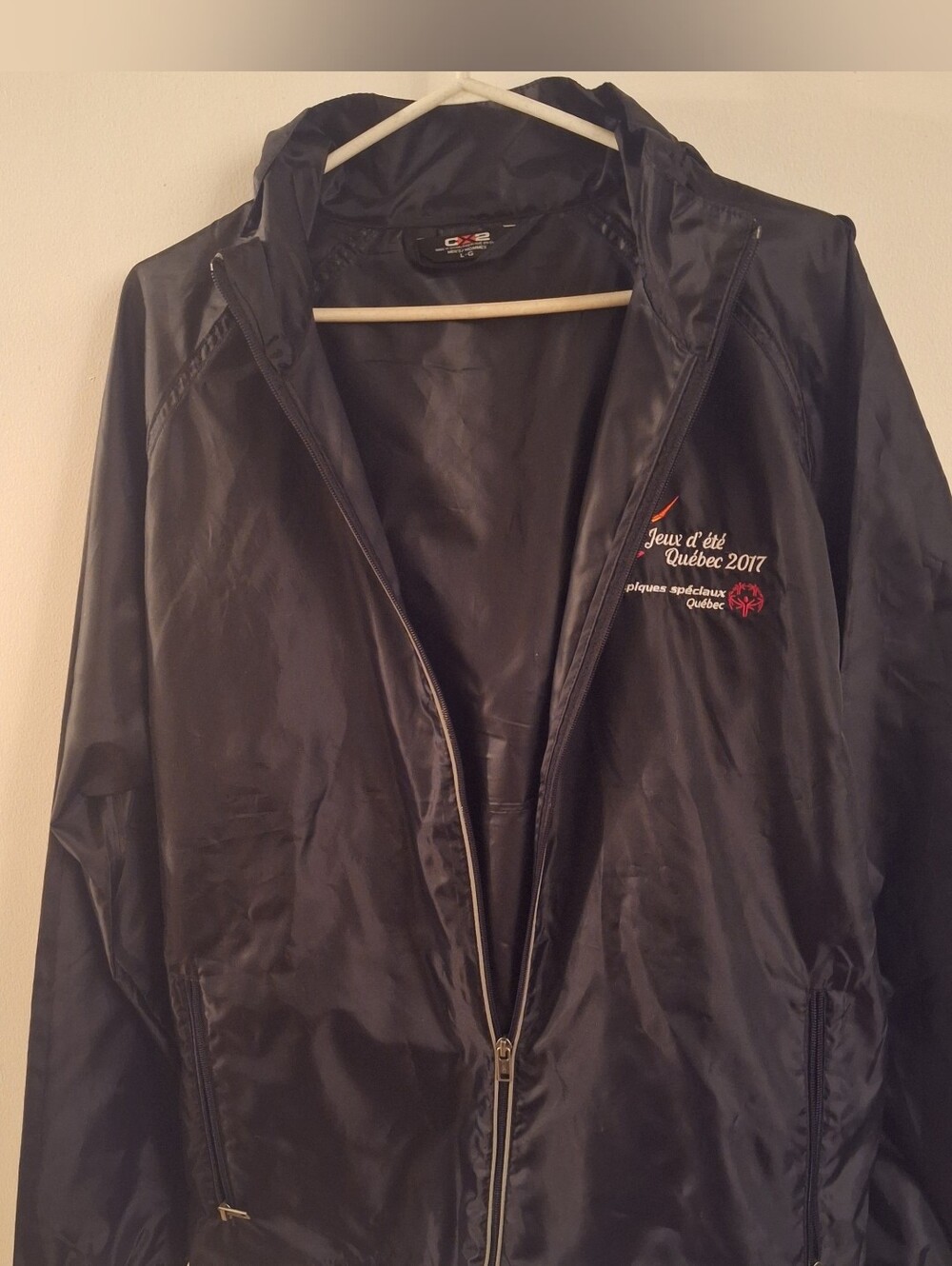 NWOT CX2 Black Windbreaker
